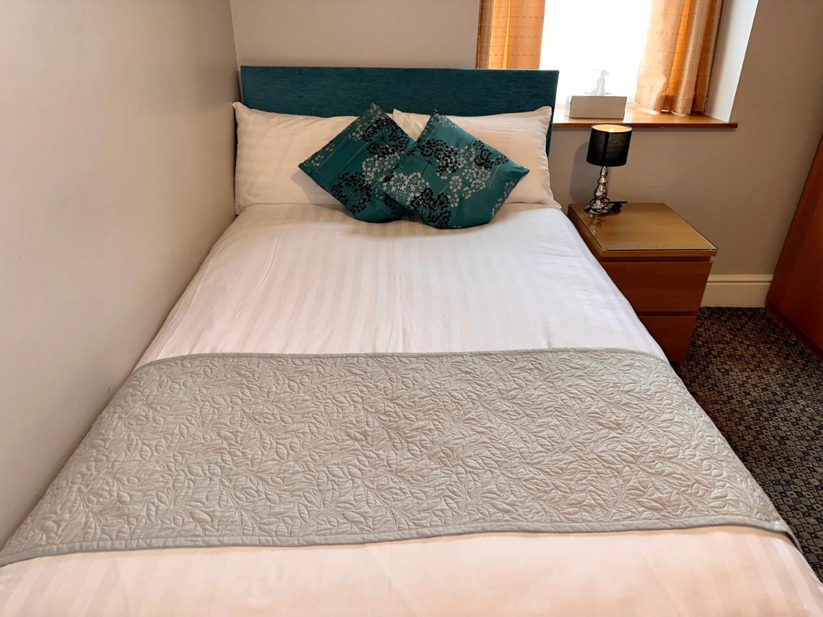 Spilman Hotel Carmarthen Dış mekan fotoğraf