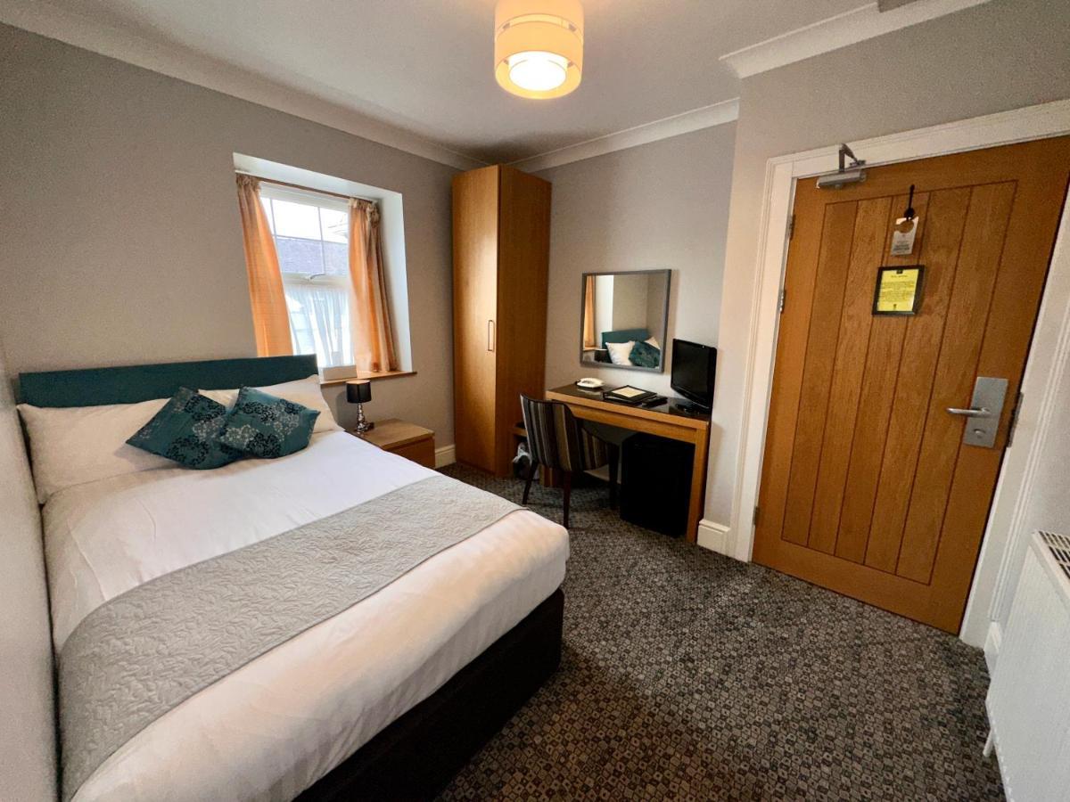 Spilman Hotel Carmarthen Dış mekan fotoğraf